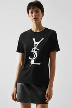 Load image into Gallery viewer, this model is wearing Y5L - Organic T-shirt Unisex from 5preview - Official